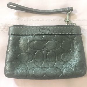 Leather Coach Wristlet - EUC, Beautiful Gray color